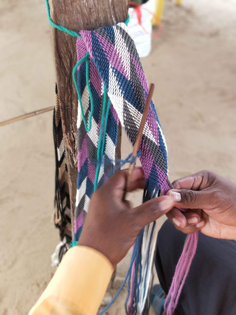 Making the strap for the Mochila.